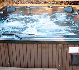 Genieten in de jacuzzi